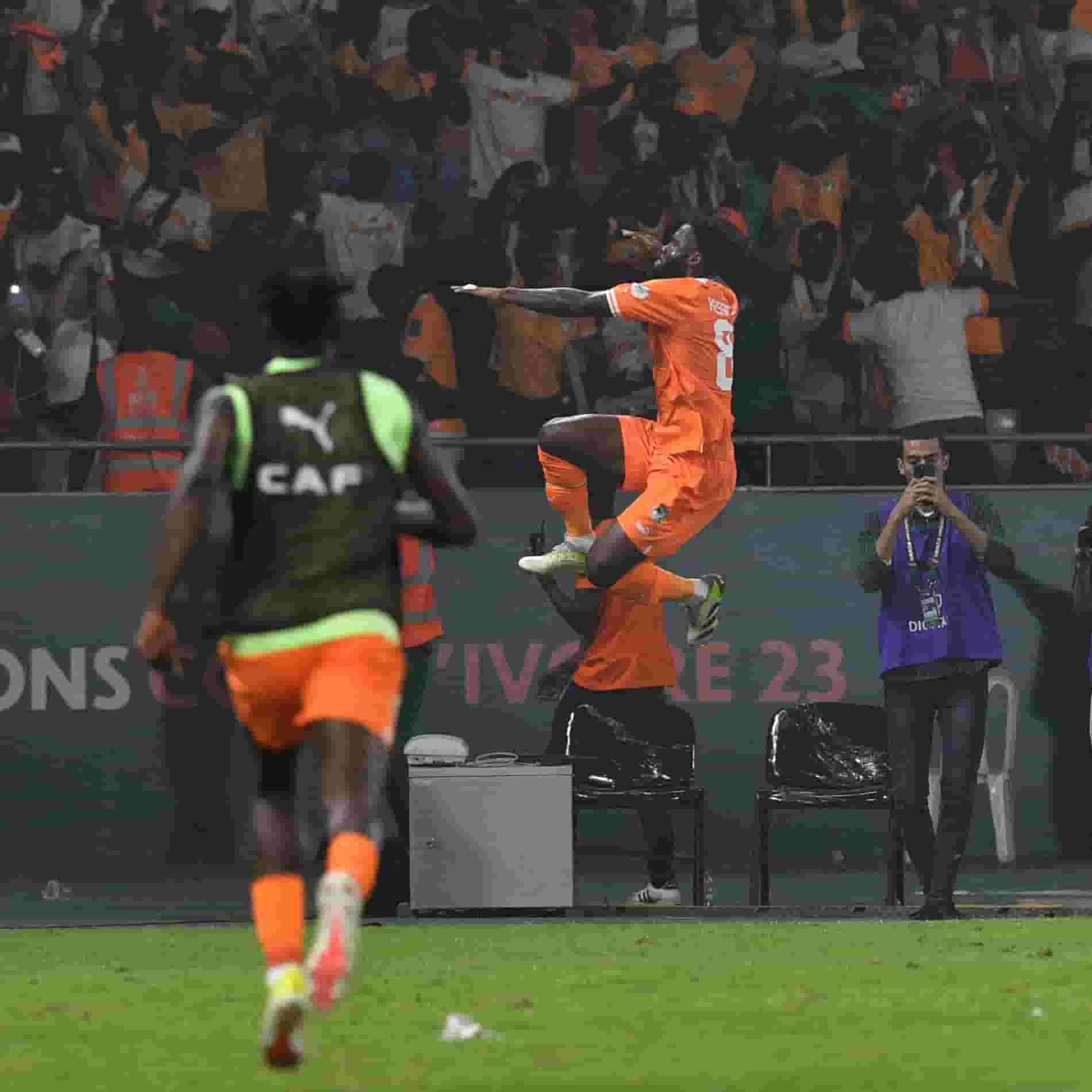 Ivory Coast emerged victorious in a tense penalty shootout against defending champions Senegal, securing a spot in the Africa Cup of Nations quarter-finals.